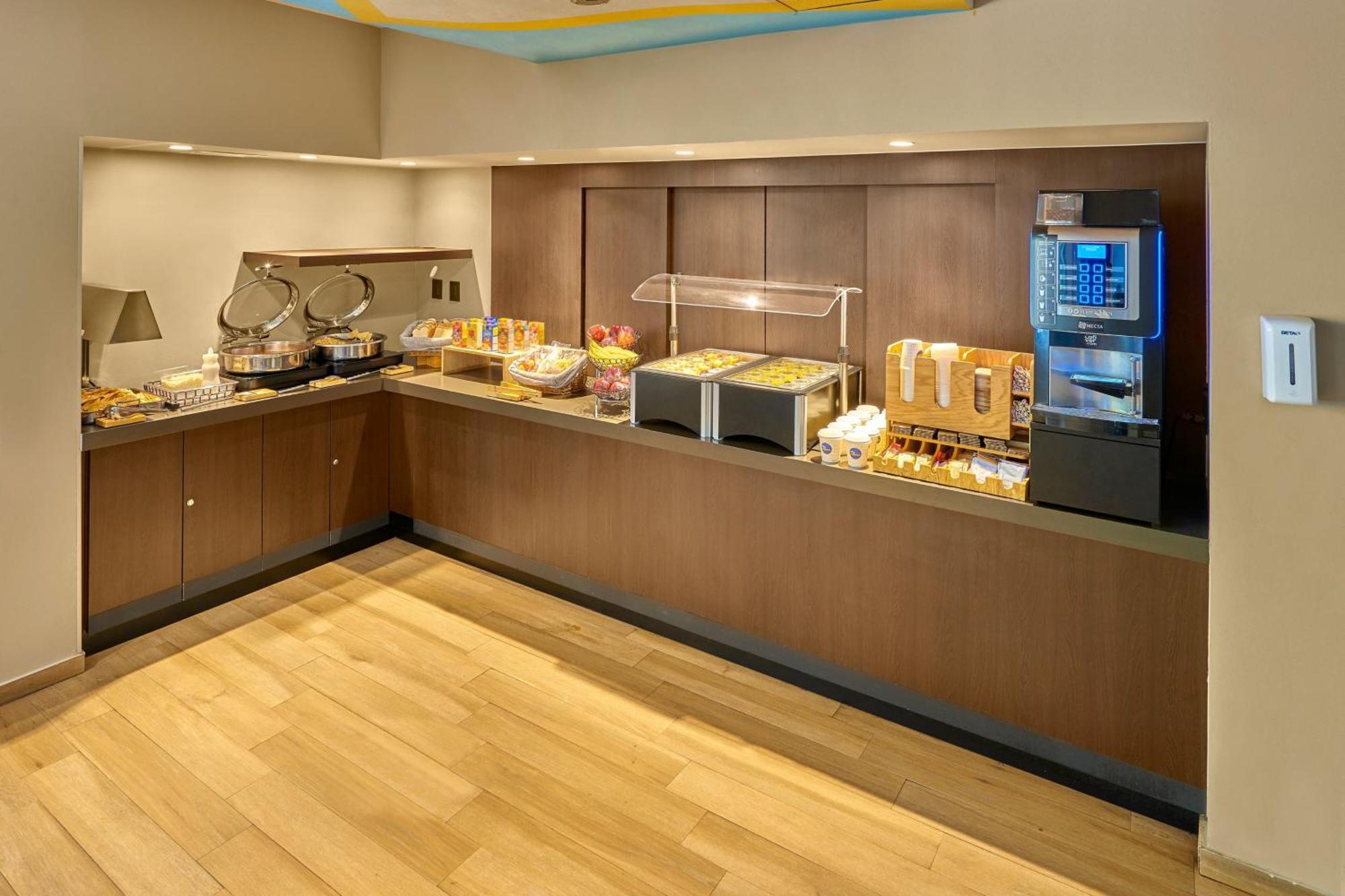 City Express Suites By Marriott Silao Aeropuerto Luaran gambar