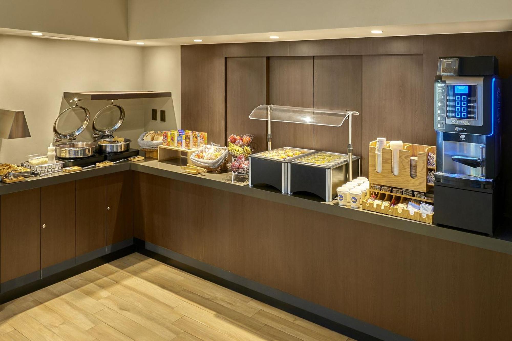 City Express Suites By Marriott Silao Aeropuerto Luaran gambar