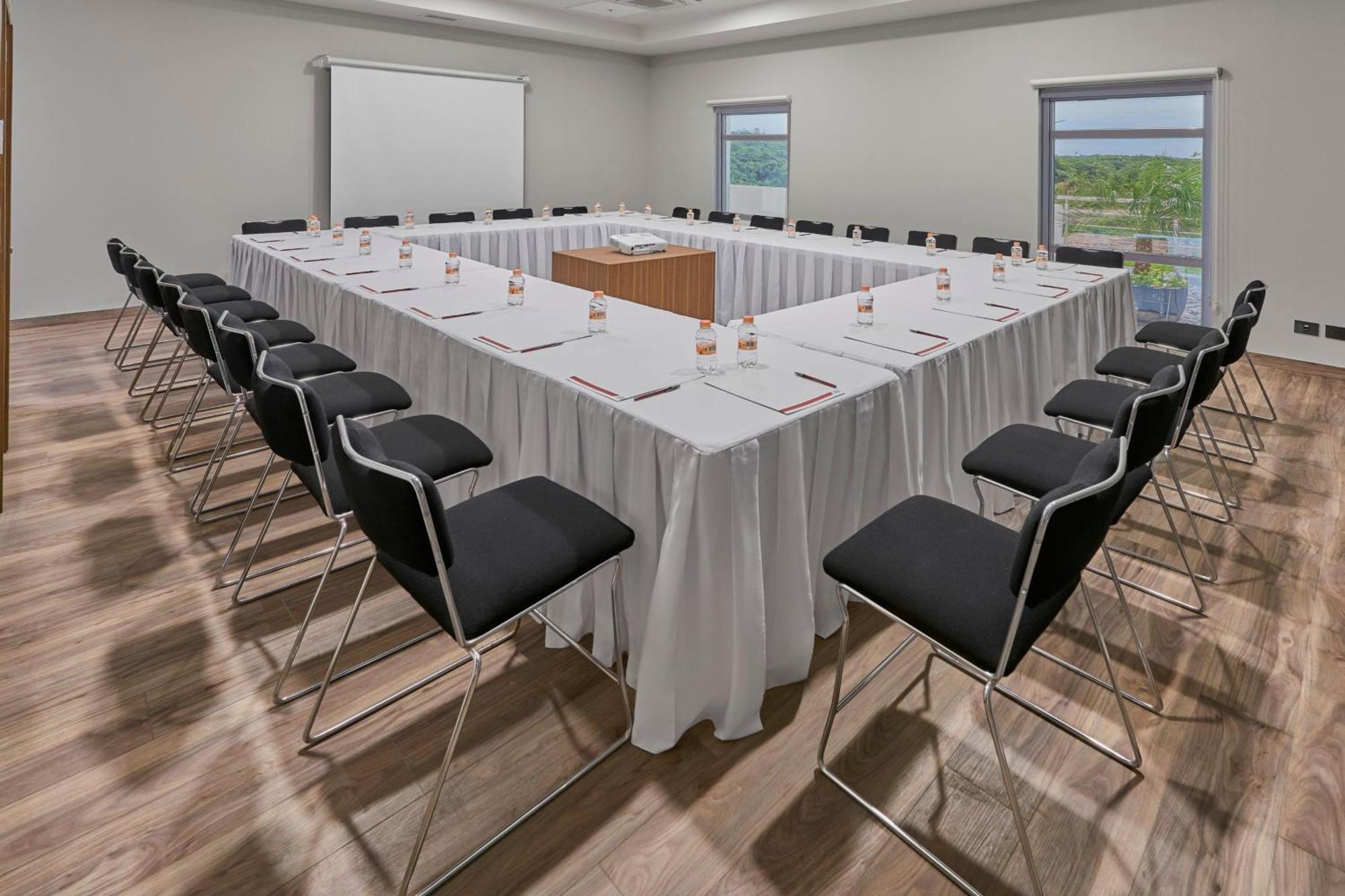 City Express Suites By Marriott Silao Aeropuerto Luaran gambar